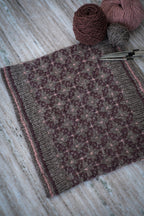Pendueles hat and cowl